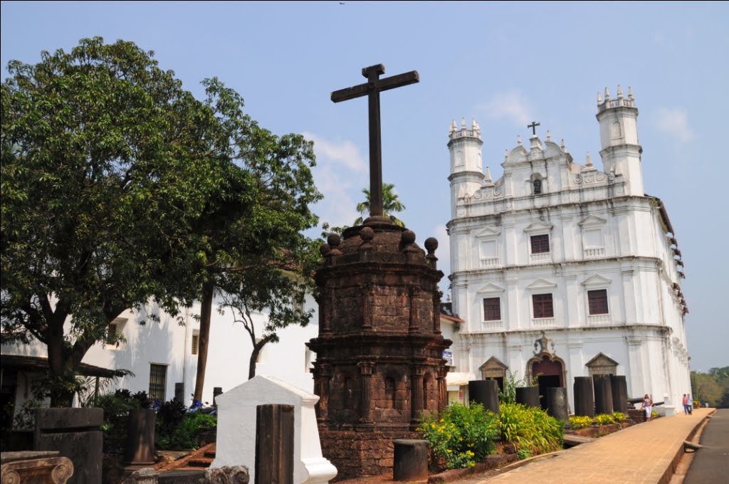 10 Goan Churches To Visit During Christmas Season