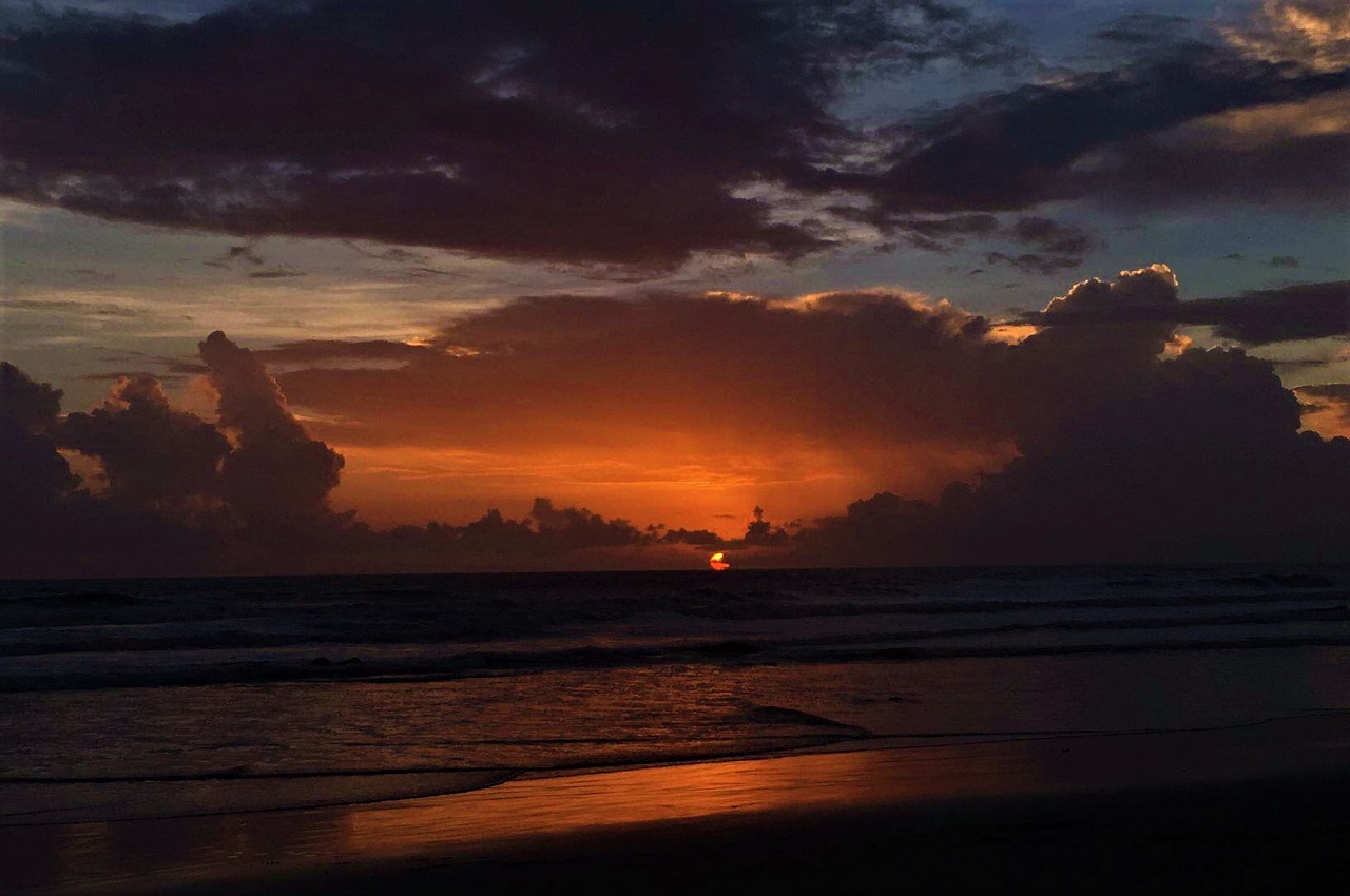 5 Amazing Places In Goa To Catch The Best Sunsets