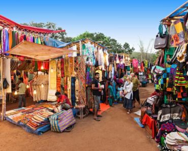 Street Shopping in Goa : Here’s where you should do it