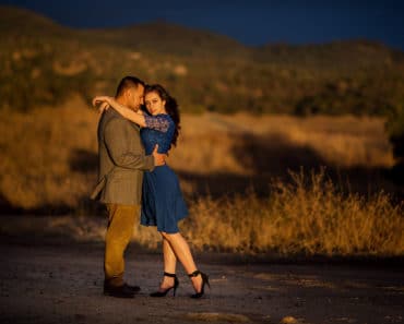 Planning a pre-wedding photoshoot in Goa? Check out the top 5 outfits to try on!