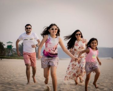 5 tips to choose the perfect Outfits for your family photoshoot during your Goa trip!