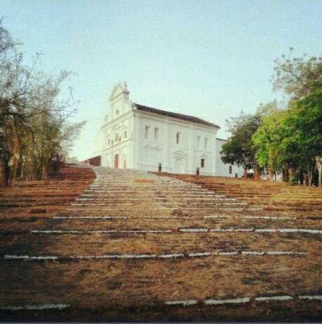 historical-places-in-goa-old-goa-church-2