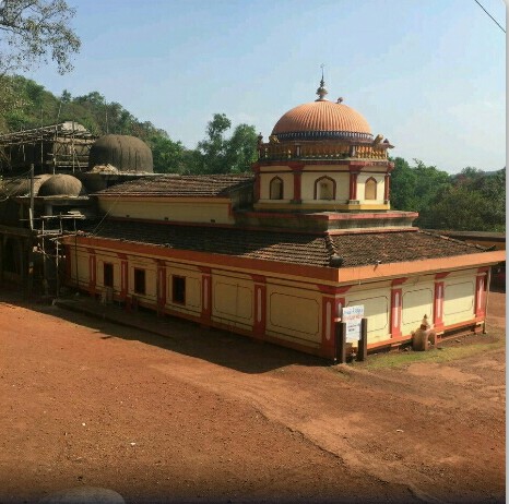 historical-places-in-goa-rudreshwar-temple-arvalem