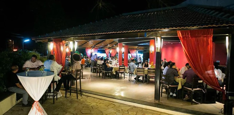 Firefly Goan Bistro and Bar, Benaulim, Goa - Pubs and Bar lounges in goa