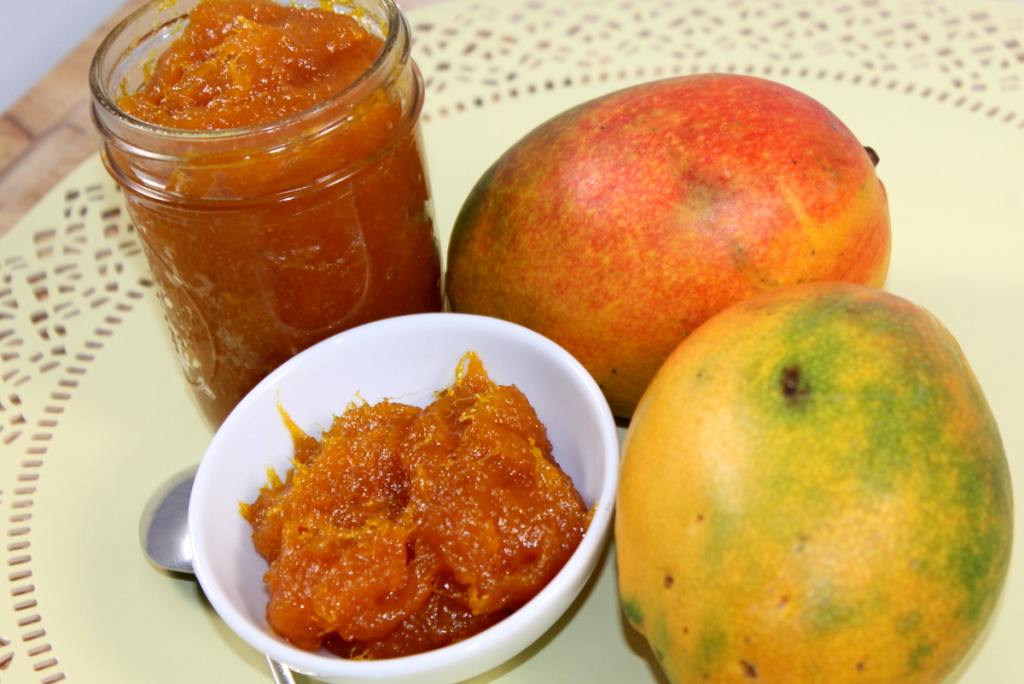 hapoos-mango-and-mangada-jam-from-goa-goa-mango-season-lokaso